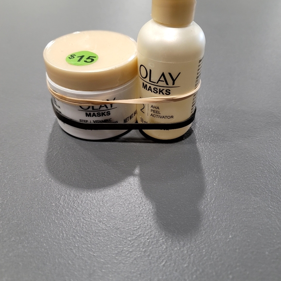 Olay Bundle - Picture 9 of 9